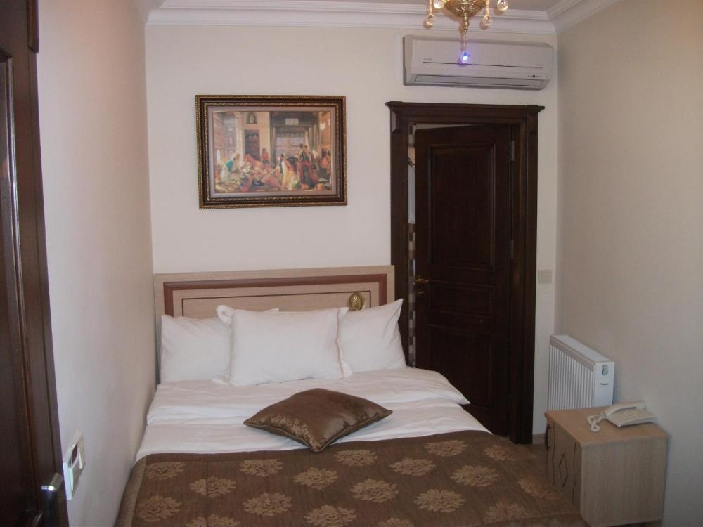 Room image 5